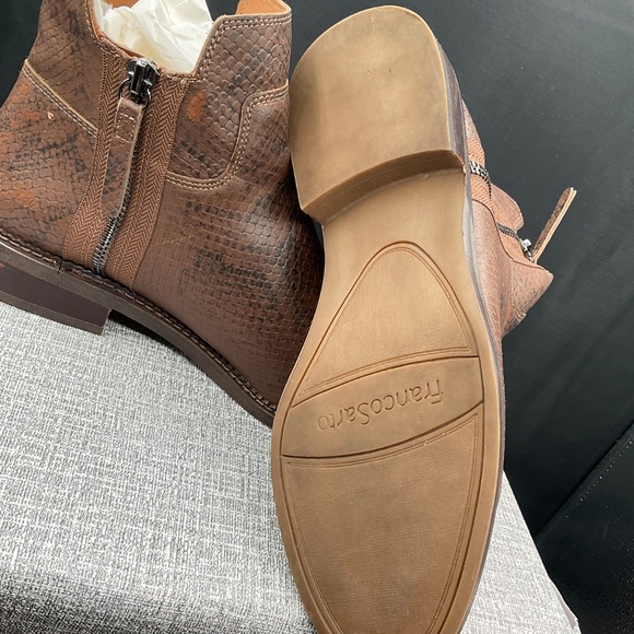 Franco Sarto Halford Ankle Booties Brown NIB Boots Zip 8.5 - Picture 3 of 5